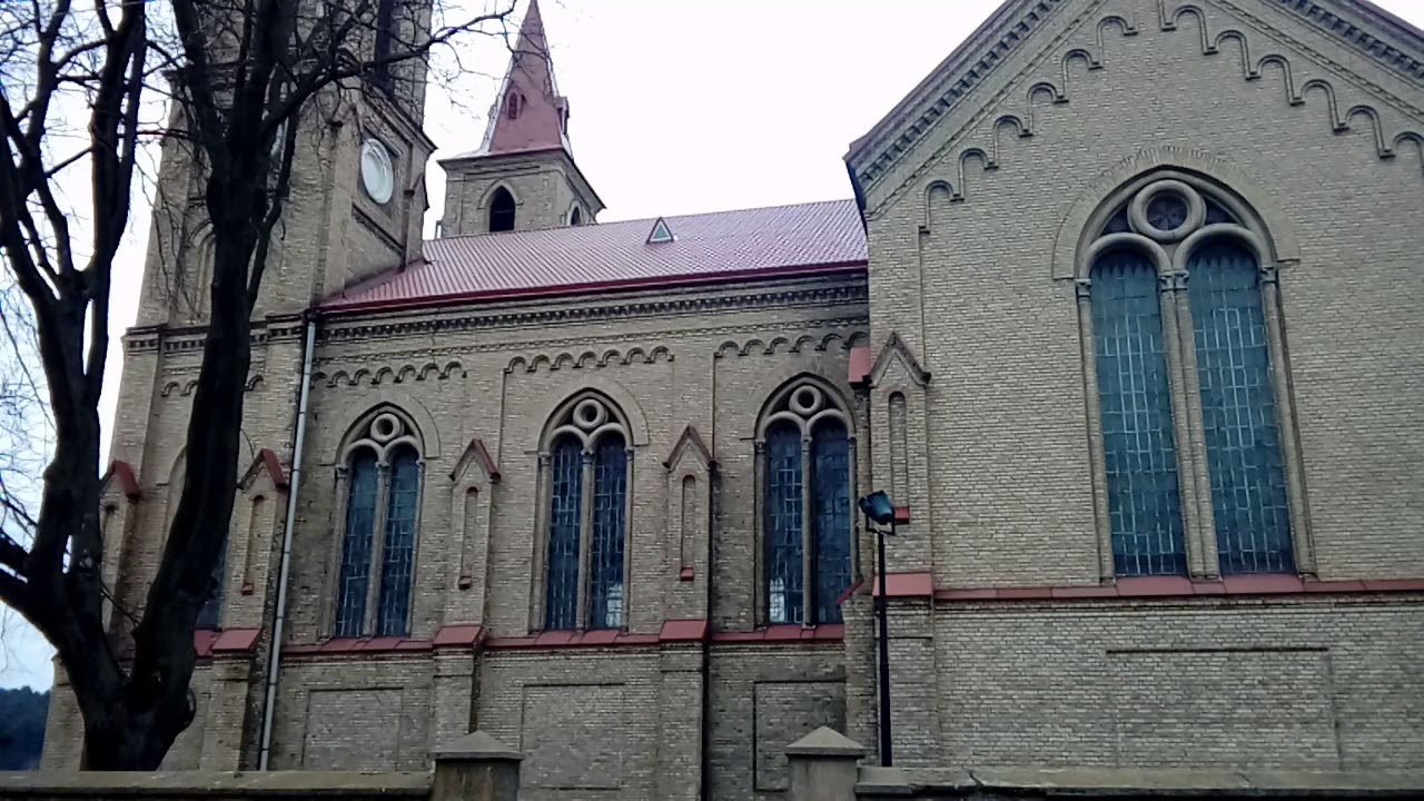 Dzwony kościelne parafia Św Stanisława Biskupa Męczennika w Dąbrowie