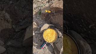 Enjoying Maggi at Chanshal Pass Rohru #chanshalpass #spiti #spiticircuit #dominar400 #xpulse