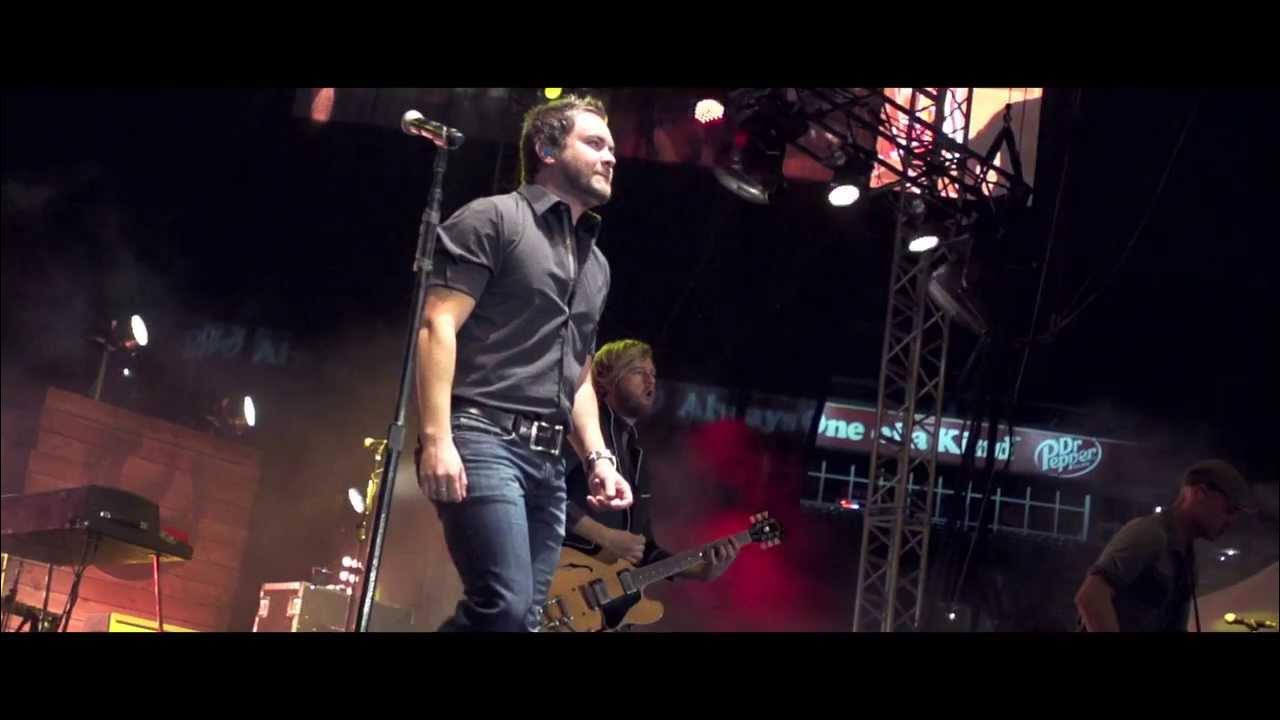 Eli Young Band Interview New Album '10,000 TOWNS' Available Now on