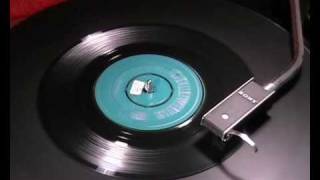 Tommy Bruce & The Bruisers - Ain't Misbehavin' - 1960 45rpm chords