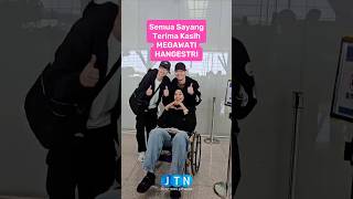 Download Lagu Tangis Tak Terbendung Megawati Hangestri dapat ucapan perpisahan dari Keluarga, Red Sparks. MP3 Download Lagu Tangis Tak Terbendung Megawati Hangestri dapat ucapan perpisahan dari Keluarga, Red Sparks. MP3