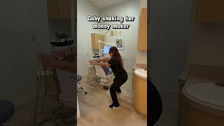 Raise your hand money makers! 💰 #drrosysmile #ocdentist #orangecountydentist #comedy #humor