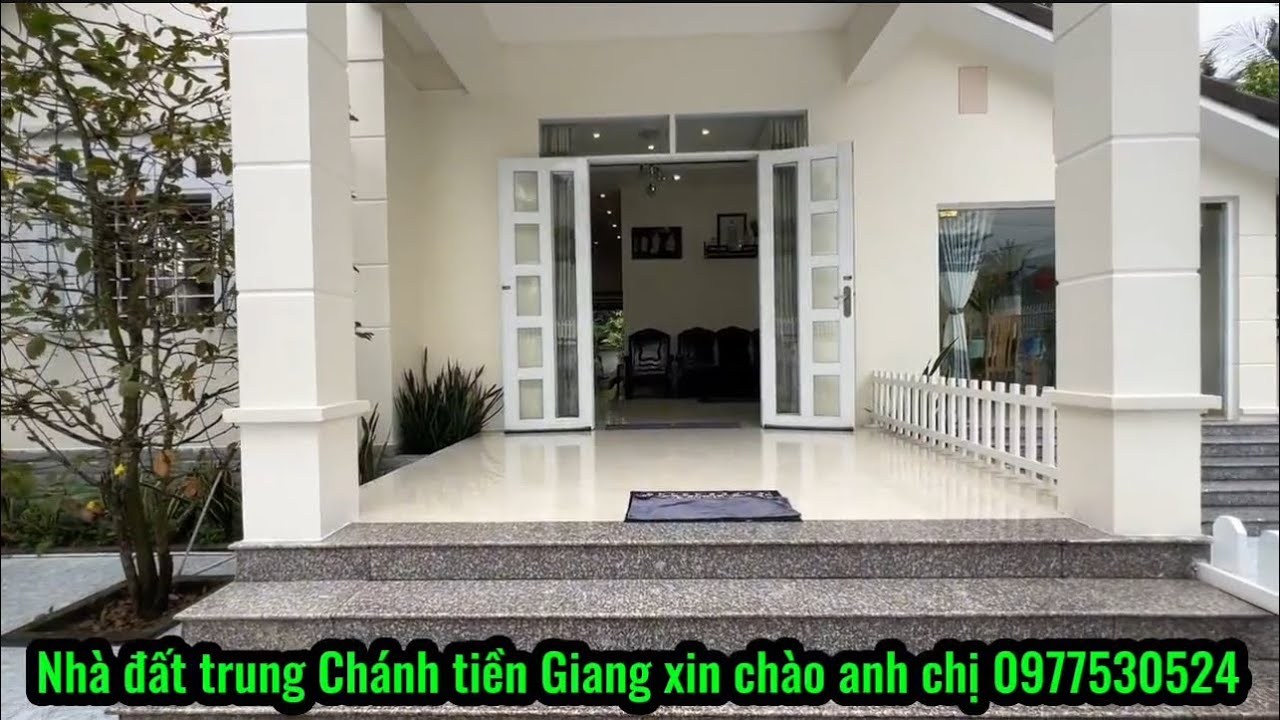 T.3221 bán ngôi nhà mái thái cực đẹp  miền Tây có thổ cư đường xe ô tô nhựa gần thành phố Mỹ Tho 