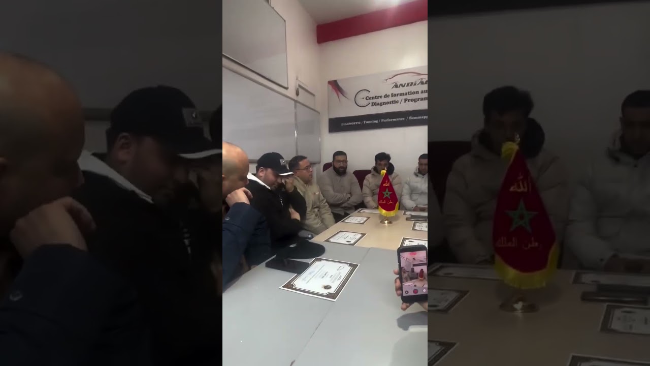 هنيئا لاخي جمال حصوله على شهادة عليا في البرمجة والدياكنوستيك .