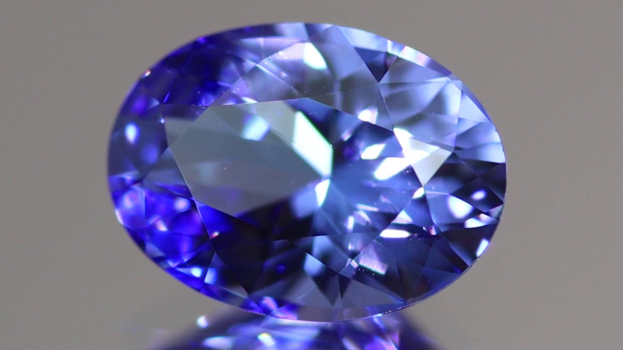 天然タンザナイト 0.81ct 【オーバルダイヤカット】 強輝