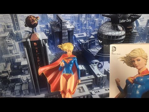 dc-comics-cover-girl-supergirl-from-new-52-statue-review