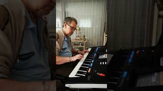 Keep On Smiling James Lloyd Resimi