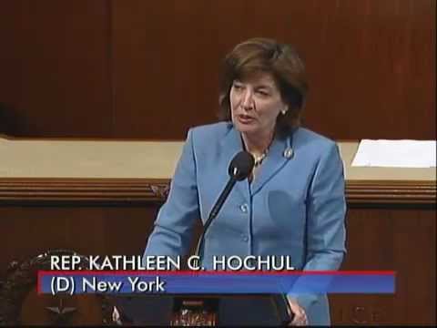 congresswoman-hochul-speaks-about-the-need-to-stop-interest-rates-from-rising-for-college-students