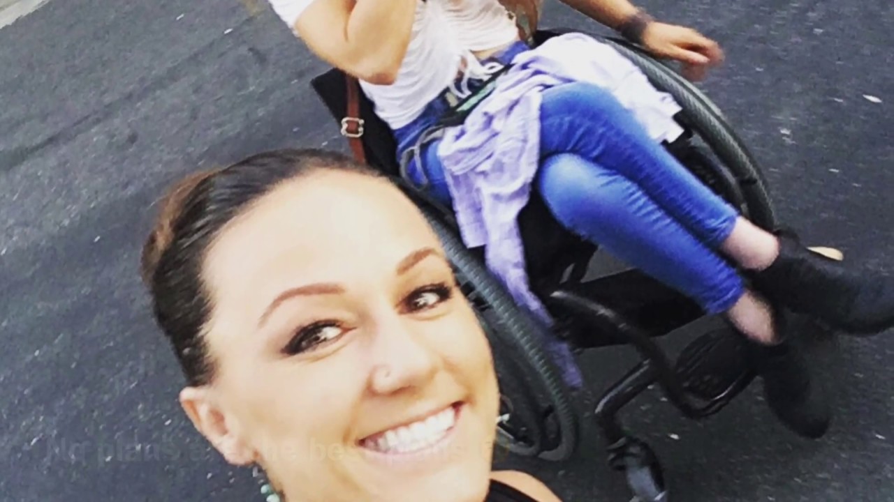 Our First Night Out As Roomies 😊🤗❤️