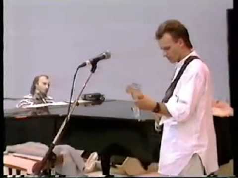 Phil Collins & Sting - Long Long Way To Go (Live Aid 1985)