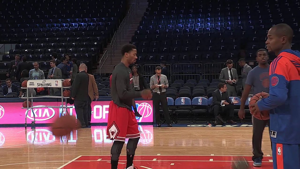 Derrick Rose Pre-game warmup at MSG:  2014