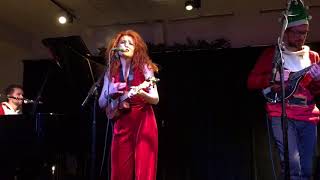 Janet Devlin - Christmas Kiss live at The Water’s Edge, Birmingham (22/12/17)