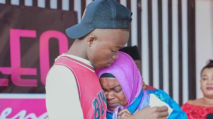 MAMA ALIYEMWAGA MACHOZI MBELE YA MWANAE ASIMULIA, "NISIMTUPE AMA KUMUUA, NISAMEHE MWANANGU"