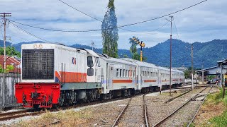 TERNYATA BENTUK KERETA DI KOTA PADANG ITU ANEH BEDA DARI YANG LAIN !