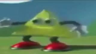 TRIANGLE DANCE (EARRAPE)