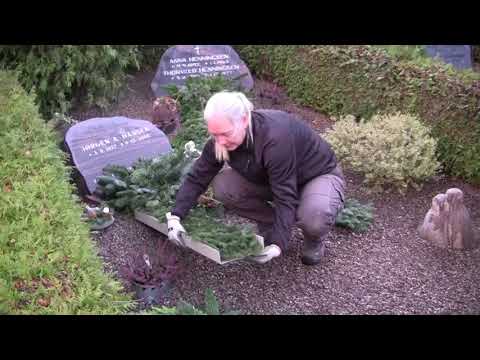 Video: Vostryakovskoe Kirkegård Og Kjendisgraver