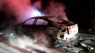 2017 Model Volvo S60 Seyi̇r Hali̇nde Kaputundan Çikan Duman Sonrasi Yandi