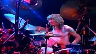 Frank Zappa - 1977 - Terry Bozzio&#39;s Solo - Halloween 77 Live in NY.