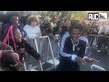 Lil Baby Gives Mic To Fan Let’s Her Rap “Freestyle” With Him