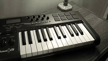 M-Audio Axiom 25 Midi Keyboard Controller Overview