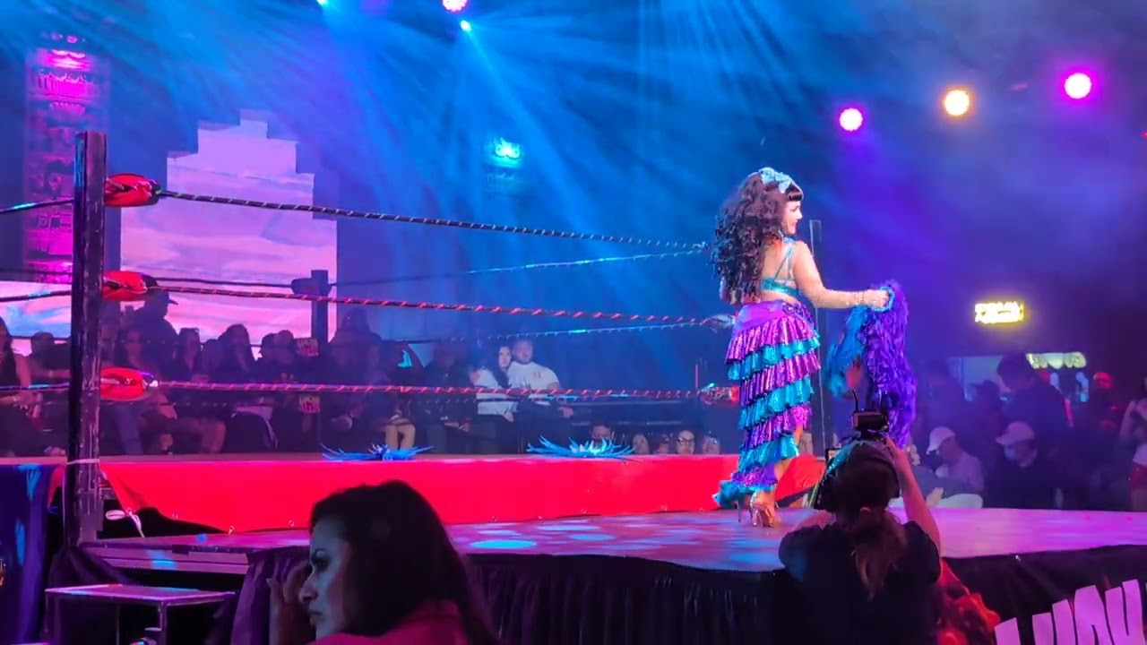 Lucha VaVoom De La Liz Cinco De Mayan 2025 - Ruby Champagne