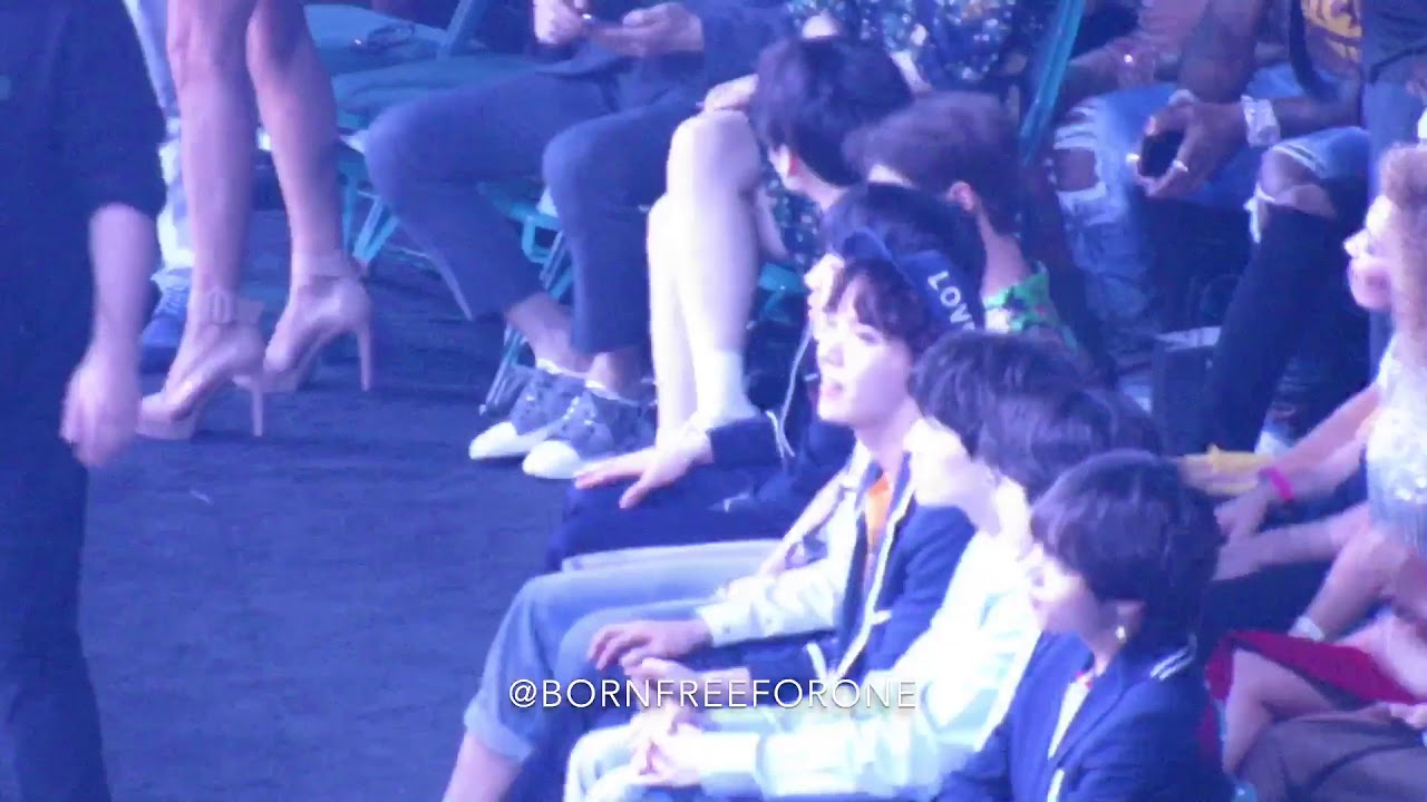 180520 BTS React to Shawn Mendes: In My Blood @BBMAs