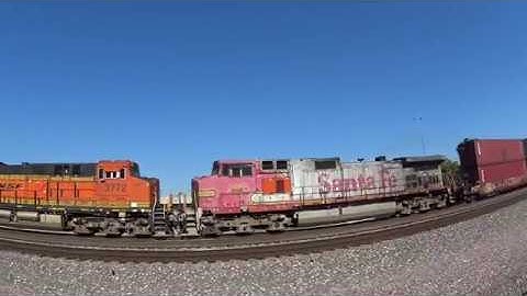 Warboonet Dash 9 BNSF intermodal with 3 DPU...RARE!
