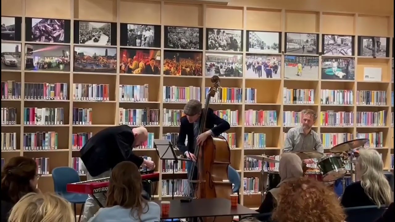 Follow that Groove (fragment)