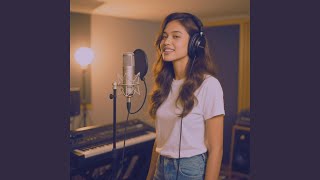 Tak Ingin Jatuh Hati Lagi