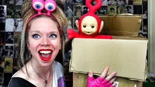 Opening A ????????? Mystery Box ( ͡° ͜ʖ ͡°)