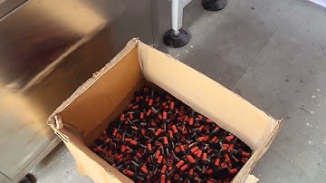 Dropper Cap Assembly Machine #dropper #capassemblymachine