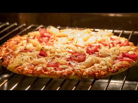 Big Mistakes Everyone Makes With Frozen Pizza