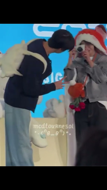 🦊:'aku rubah lucu😘' #renjun#noren#jaemren#nctdream