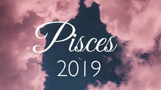 Happy New Year Pisces! This is your Tarot forecast and intuitive me...