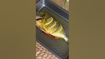 DORADE ENTIÈRE MARINÉE AU FOUR 🤤🐟☀️ Un plat que vous allez adorer !!