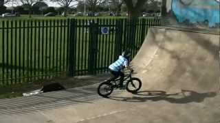 TROY HAYWARD 10 YEAR OLD BMX RIDER,SOUTHSEA SKATE PARK 25/3/2012