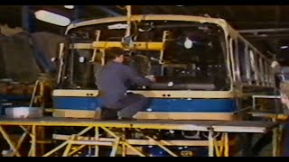 Kutter 9 -linja-autokorin valmistusta (1984)