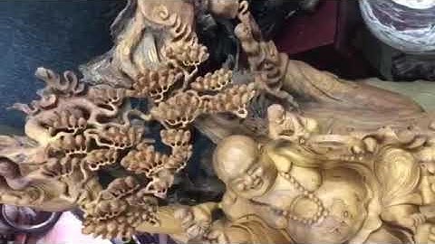 Di lặc cửu tặc thiềm thừ gỗ bách xanh