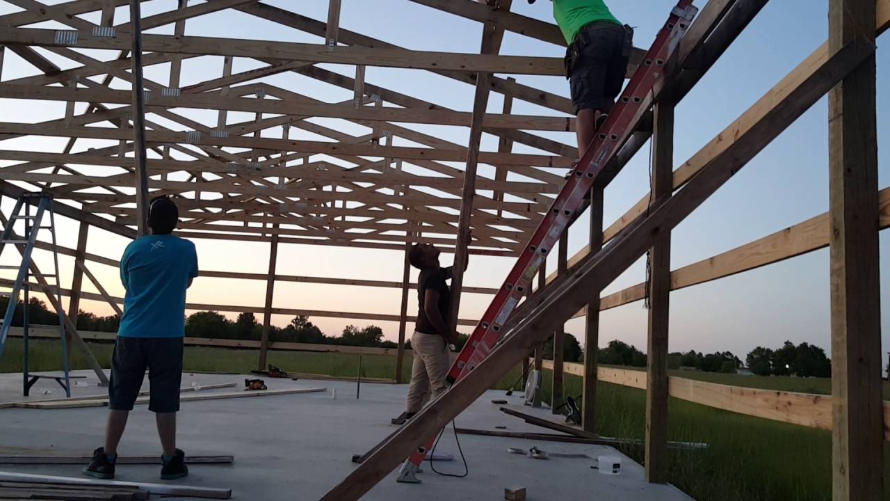 Hanging trusses - YouTube