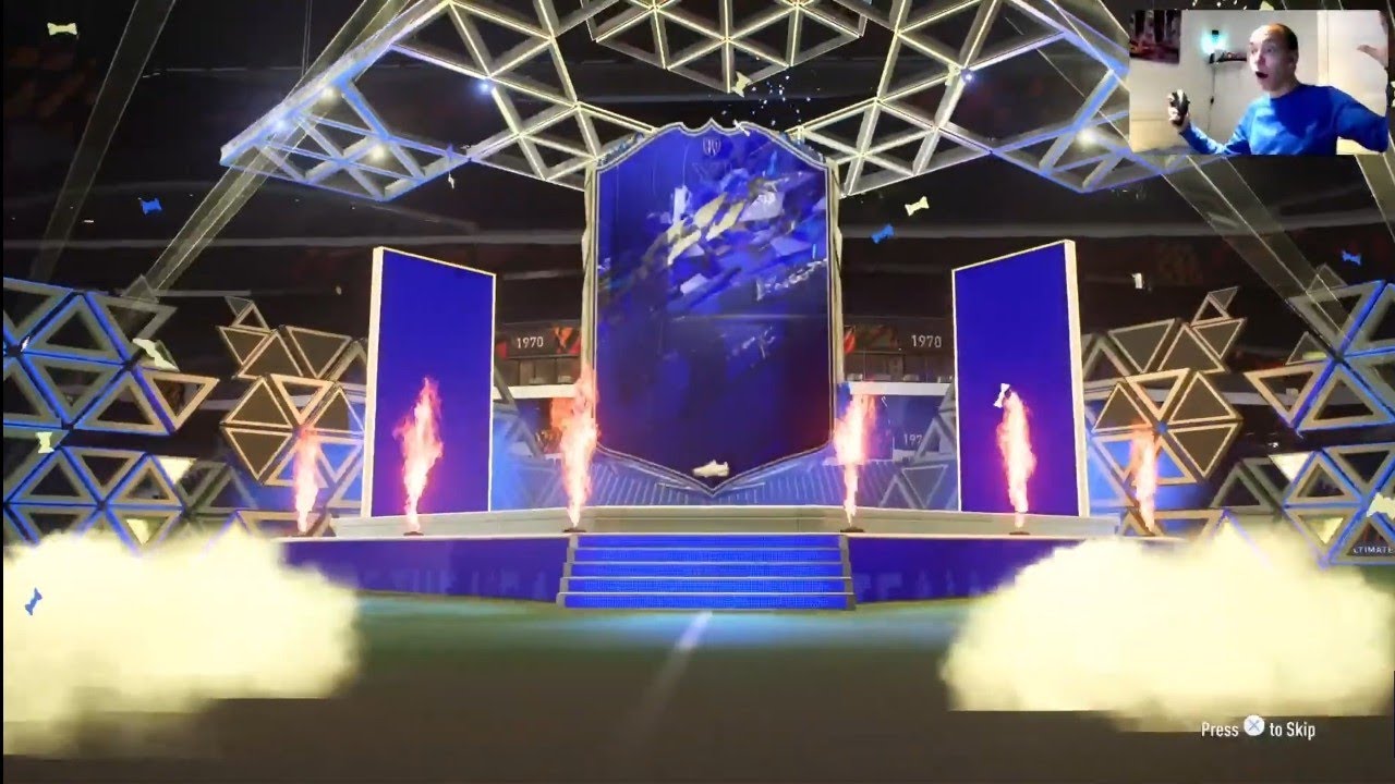 CAN WE PACK A BLUE?! FULL SEND TOTY PACK OPENING! | FIFA 22 LIVESTREAM