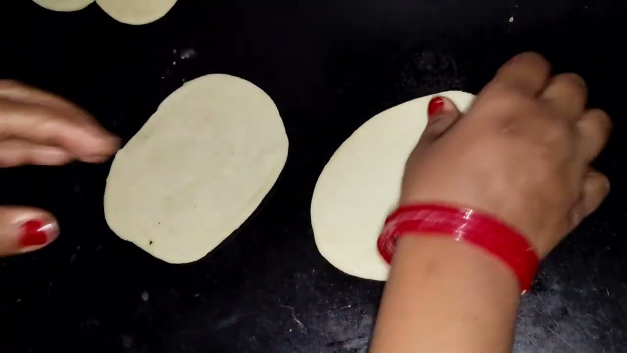 UP Bihar ke style mein laung Lata famous mithai tasty tasty 🤤😋👌😛😍