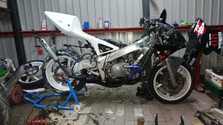 NSR250R タイガパフォーマンス レース用シートカウル取り付け