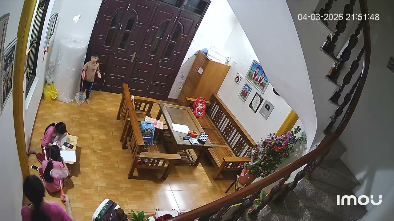 Bắp đánh cầu lông không trượt phát nào-bắp kute 