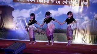 Video voorbeeld van "Nungole Nungole Manipuri Basti Bihu 2019"