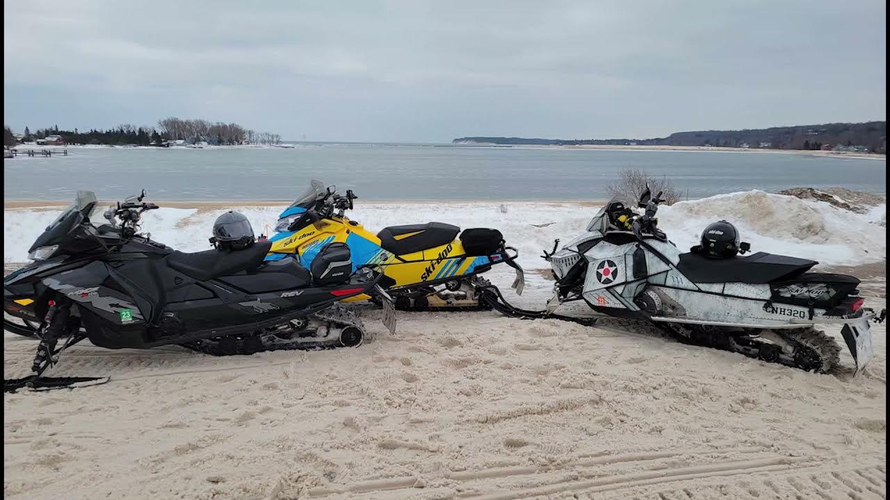 NEWBERRY MICHIGAN SNOWMOBILE RIDE YouTube
