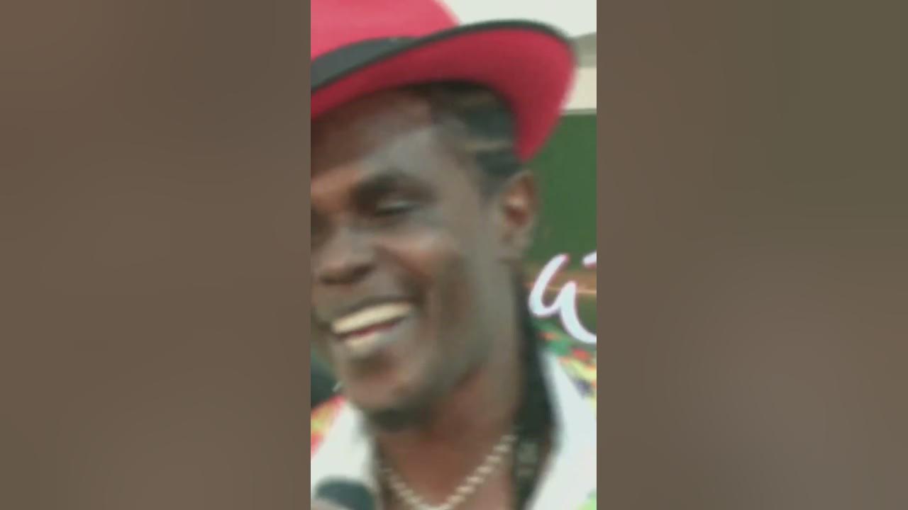 Джоли мен Анджелинаның сексуалды суреттері