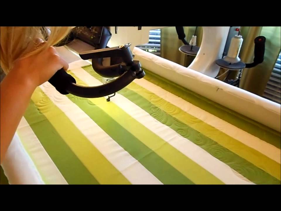Free Motion Quilting Feather Swirl Tutorial