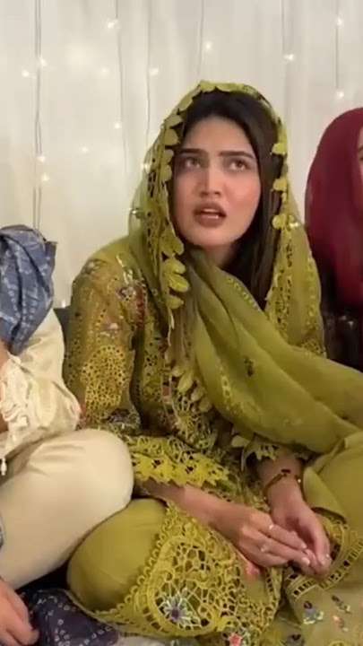 Sisterology reciting Naat Mashallah 😍 #sistrology #reciting #naat #rabiafaisal #iqrakanwal