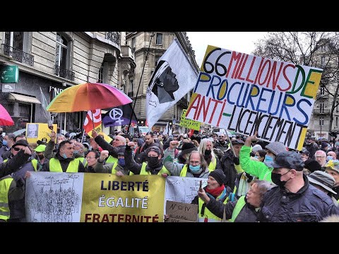 « 66 millions de procureurs pour sauver nos libertés »