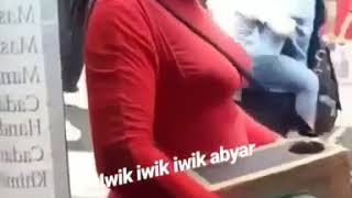 Pengamen Montok Banget